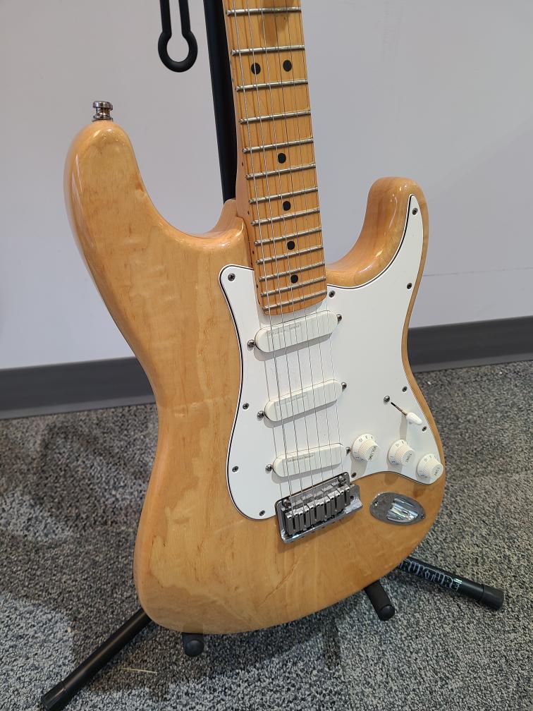 Thurs Apr 28 – USA Fender Strat Natural Ash Body Electric Guitar – $1799