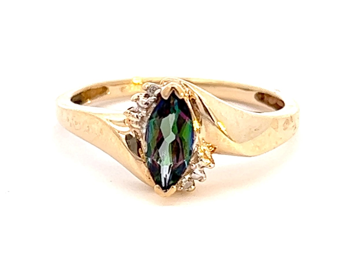 Thurs Aug 18 – 10K Gold Fashion Ring – $169