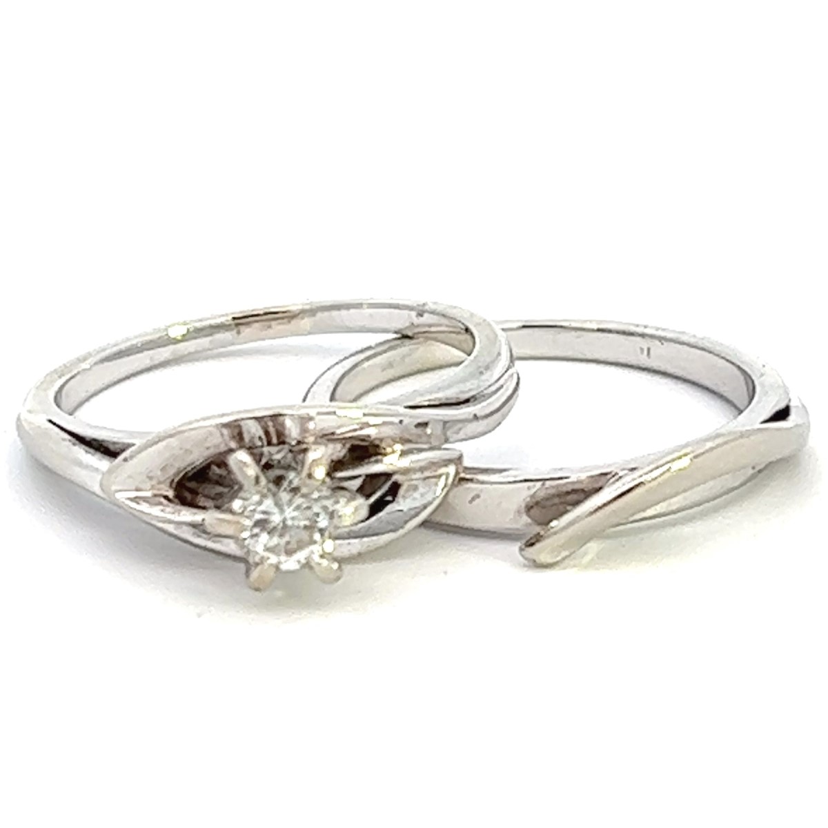 Tues Nov 15 – 10K White Gold Diamond Wedding Set – $399