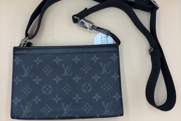 Louis Vuitton Gaston Wearable Wallet w/ Entrupy COA, Dust Bag & Carry Bag